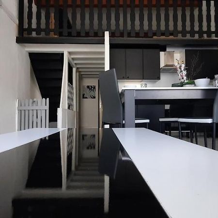 Le Telly-Centre Ville-Petits Prix-Ideal Pour Rayonner Sur La Ville Carcassonne Exterior photo